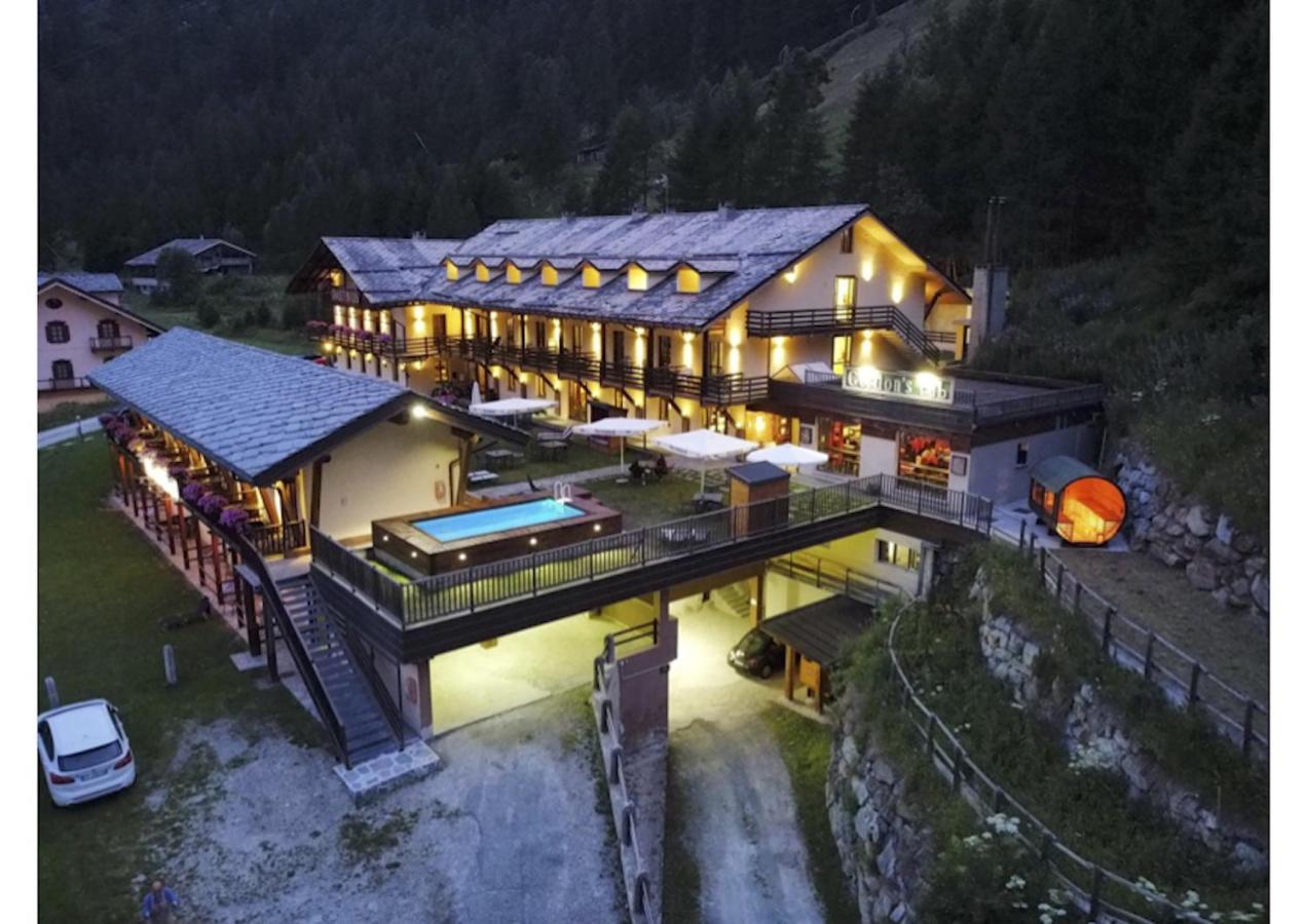 Chalet Du Lys Hotel & Spa Gressoney-la-Trinité Esterno foto