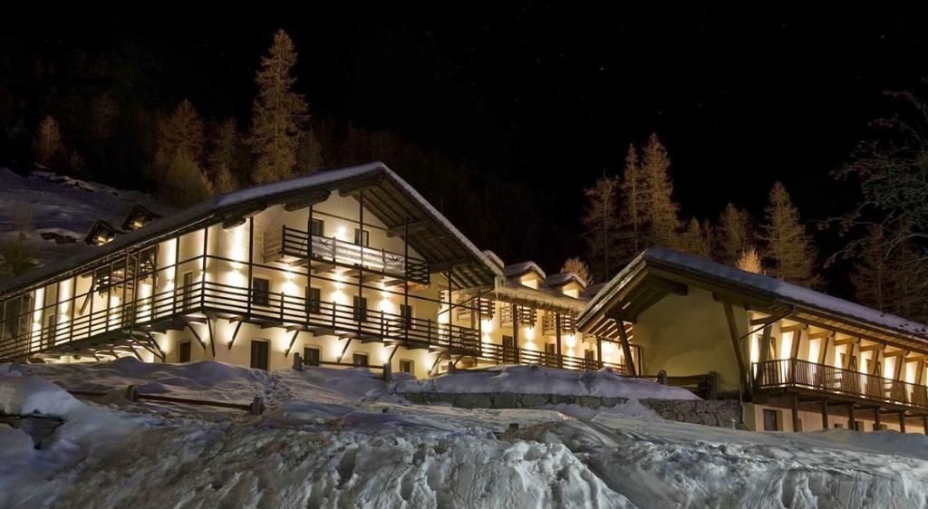 Chalet Du Lys Hotel & Spa Gressoney-la-Trinité Esterno foto